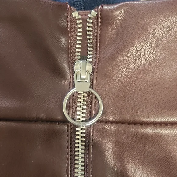 Leather skirt - Picture 3 of 4